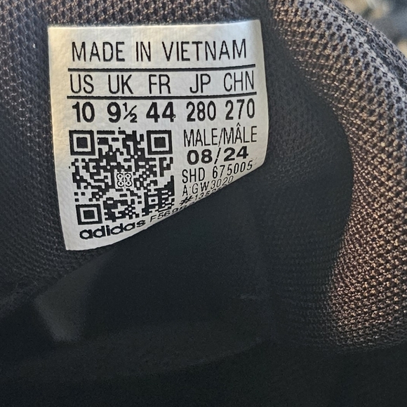 adidas men Hoops 3.0 Mid Classic Vintage Shoes, size 10. Brand new - Picture 9 of 13